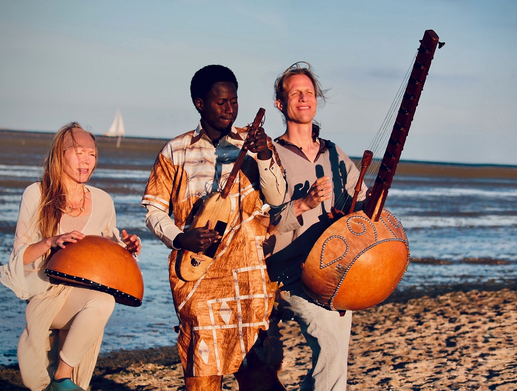 Nils Kercher Trio & special guest Oumar Barou Kouyaté (Mali
